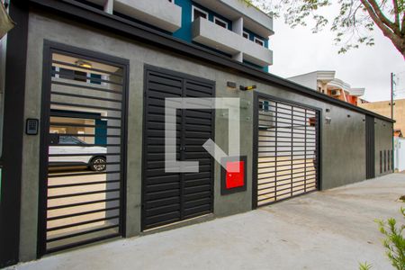 Apartamento à venda com 43m², 2 quartos e 1 vaga Apartamento à venda com 43m², 2 quartos e 1 vagaFachada