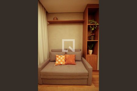 Sofá Sala de casa para alugar com 1 quarto, 35m² em Vila Olímpia, São Paulo