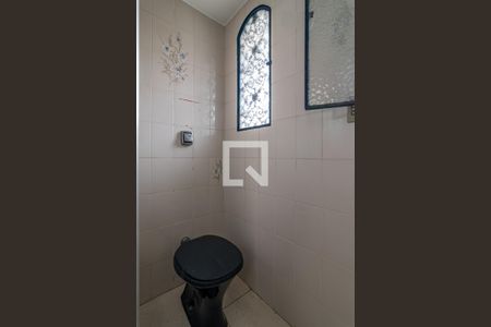 Casa à venda com 293m², 3 quartos e sem vagaBanheiro de Serviço