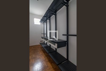 Casa à venda com 293m², 3 quartos e sem vagaCloset