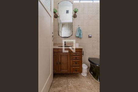 Casa à venda com 293m², 3 quartos e sem vagaBanheiro