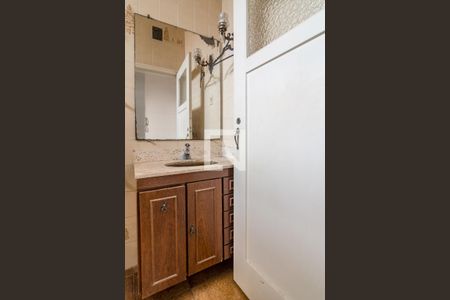 Casa à venda com 293m², 3 quartos e sem vagaBanheiro