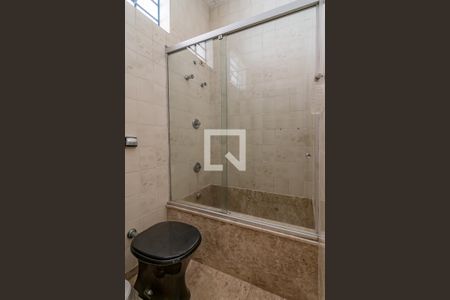 Casa à venda com 293m², 3 quartos e sem vagaBanheiro