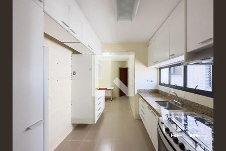 Apartamento à venda com 4 quartos, 178m² em Vila Regente Feijó, São Paulo
