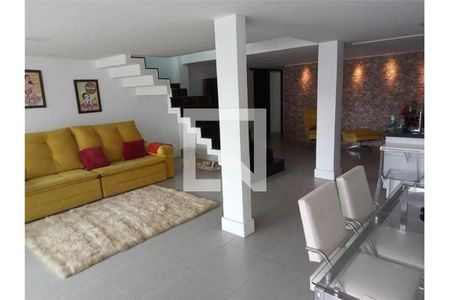 Casa à venda com 3 quartos, 250m² em Piratininga, Niterói