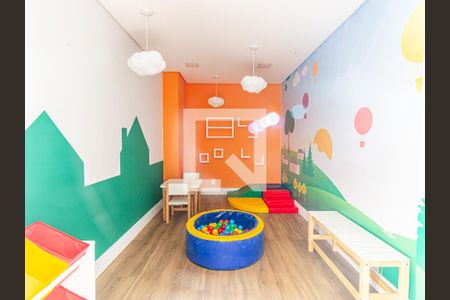 Apartamento para alugar com 37m², 2 quartos e sem vagaÁrea comum - Brinquedoteca