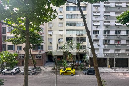 Sala - Vista de apartamento para alugar com 3 quartos, 82m² em Leme, Rio de Janeiro