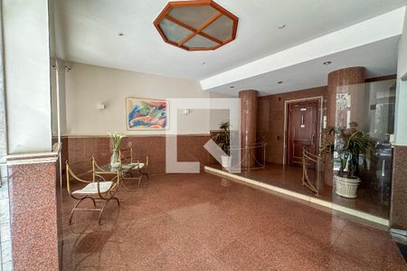 Apartamento à venda com 82m², 3 quartos e sem vaga Apartamento à venda com 82m², 3 quartos e sem vagaEntrada