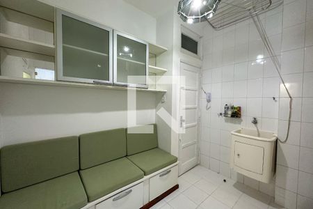Apartamento à venda com 82m², 3 quartos e sem vaga Apartamento à venda com 82m², 3 quartos e sem vagaÁrea de Serviço