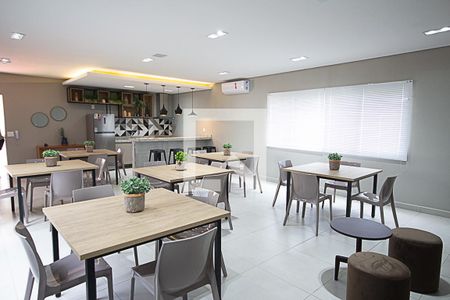 Apartamento para alugar com 46m², 2 quartos e 1 vaga Apartamento para alugar com 46m², 2 quartos e 1 vagaÁrea comum - Salão de festas