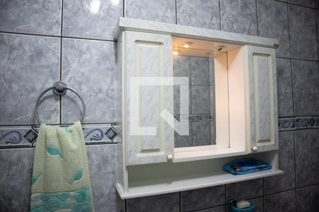 Casa à venda com 180m², 4 quartos e 2 vagasLavabo