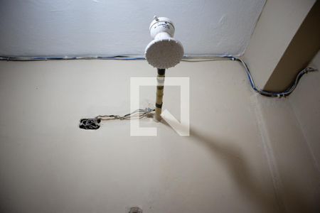 Casa à venda com 180m², 4 quartos e 2 vagasBanheiro de Serviço