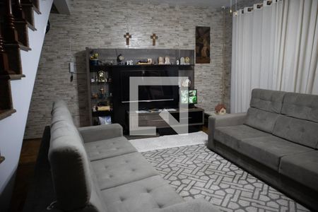 Sala de casa à venda com 4 quartos, 180m² em Vila Paiva, São Paulo