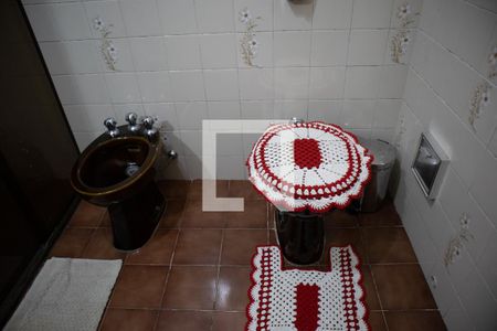 Casa à venda com 180m², 4 quartos e 2 vagasBanheiro