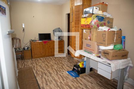 Casa à venda com 180m², 4 quartos e 2 vagasQuarto de Serviço