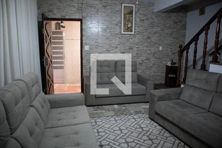 Sala de casa à venda com 4 quartos, 180m² em Vila Paiva, São Paulo