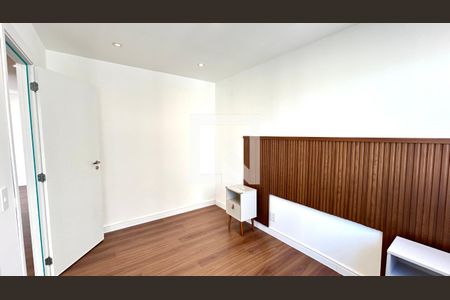 Quarto Suíte de apartamento para alugar com 3 quartos, 75m² em Picanço, Guarulhos