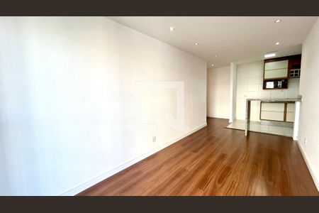 Sala de apartamento para alugar com 3 quartos, 75m² em Picanço, Guarulhos
