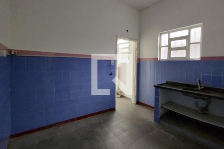 Casa para alugar com 120m², 2 quartos e 2 vagasCozinha