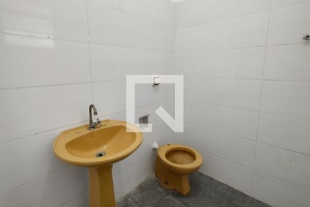 Casa para alugar com 120m², 2 quartos e 2 vagasBanheiro