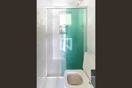 Casa à venda com 101m², 2 quartos e 1 vagaBanheiro