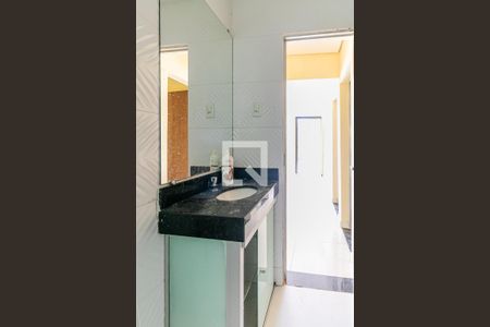 Casa à venda com 101m², 2 quartos e 1 vagaBanheiro