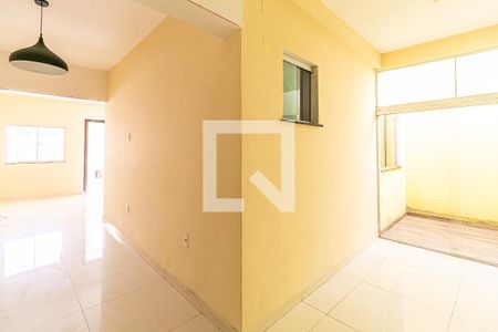 Casa à venda com 101m², 2 quartos e 1 vagaCozinha e Área de Serviço