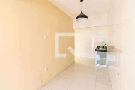 Casa à venda com 101m², 2 quartos e 1 vagaCozinha