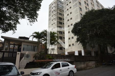 Apartamento para alugar com 73m², 3 quartos e 1 vagaFachada e portaria