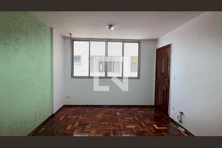 Sala de apartamento para alugar com 3 quartos, 73m² em Jardim dos Prados, São Paulo