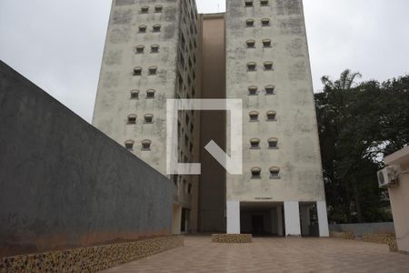 Apartamento para alugar com 73m², 3 quartos e 1 vagaFachada do bloco