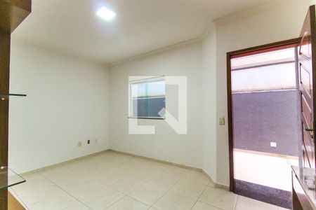 Sala de casa de condomínio à venda com 2 quartos, 60m² em Cidade Líder, São Paulo