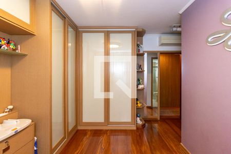 Apartamento para alugar com 208m², 4 quartos e 4 vagasSuíte 2