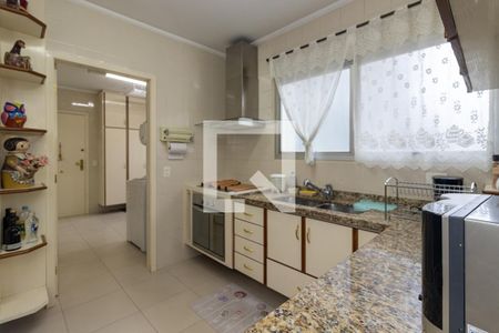 Apartamento para alugar com 208m², 4 quartos e 4 vagasCozinha