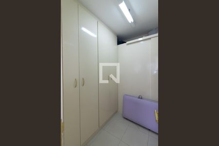 Apartamento para alugar com 208m², 4 quartos e 4 vagasQuarto de Serviço