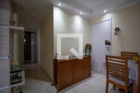 Sala de apartamento à venda com 2 quartos, 51m² em Vila Carmosina, São Paulo