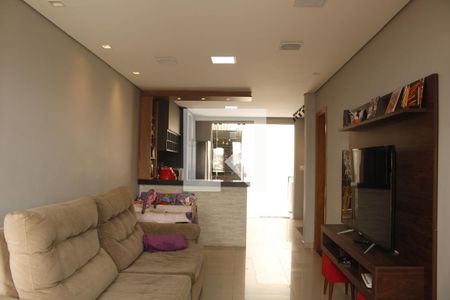 sala de casa de condomínio à venda com 2 quartos, 80m² em Nacional, Contagem