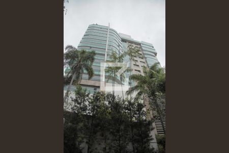 Apartamento à venda com 180m², 4 quartos e 3 vagasFachada