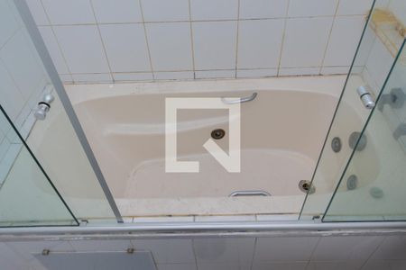 Apartamento para alugar com 122m², 2 quartos e 2 vagasBanheiro