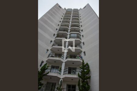 Apartamento para alugar com 122m², 2 quartos e 2 vagasFacghada