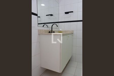 Apartamento para alugar com 122m², 2 quartos e 2 vagasBanheiro