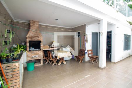 Casa à venda com 157m², 3 quartos e 3 vagasÁrea de Serviço / Churrasqueira