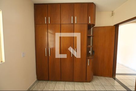 Q1 suíte de casa para alugar com 3 quartos, 175m² em Jardim Balneario Meia Ponte, Goiânia