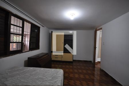 Quarto de casa para alugar com 1 quarto, 80m² em Parque Casa de Pedra, São Paulo