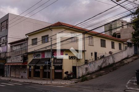 Casa para alugar com 380m², 5 quartos e 1 vagaFachada