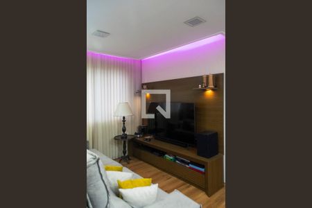 Sala de apartamento para alugar com 2 quartos, 70m² em Vila Nova Cachoeirinha, São Paulo