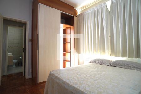 Suite de apartamento à venda com 2 quartos, 228m² em Icaraí, Niterói