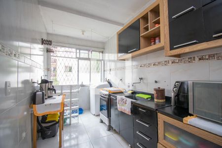 Cozinha de apartamento à venda com 2 quartos, 52m² em Vila Nova, Porto Alegre