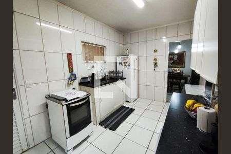 Casa à venda com 3 quartos, 165m² em Conjunto Residencial Butanta, São Paulo