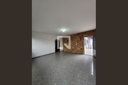 Casa à venda com 4 quartos, 219m² em Parque Jambeiro, Campinas